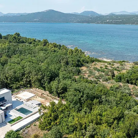 Stunning In With Wifi Holiday home Duba Stonska
