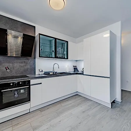 Holiday home Pet Friendly In With Kitchen Duba Stonska