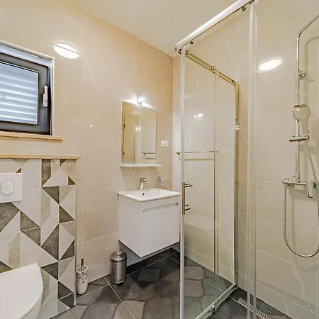 Stunning In With Wifi Holiday home Duba Stonska