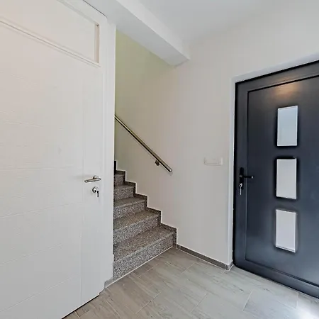 Holiday home Pet Friendly In With Kitchen