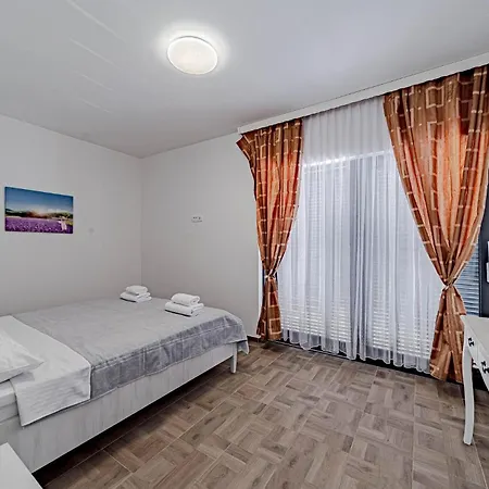Stunning In With Wifi Holiday home *